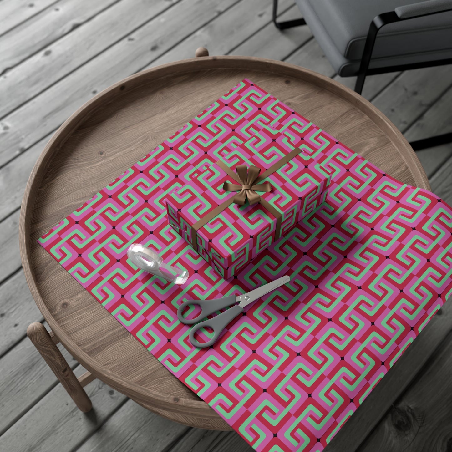 Retro Gift Wrapping Papers