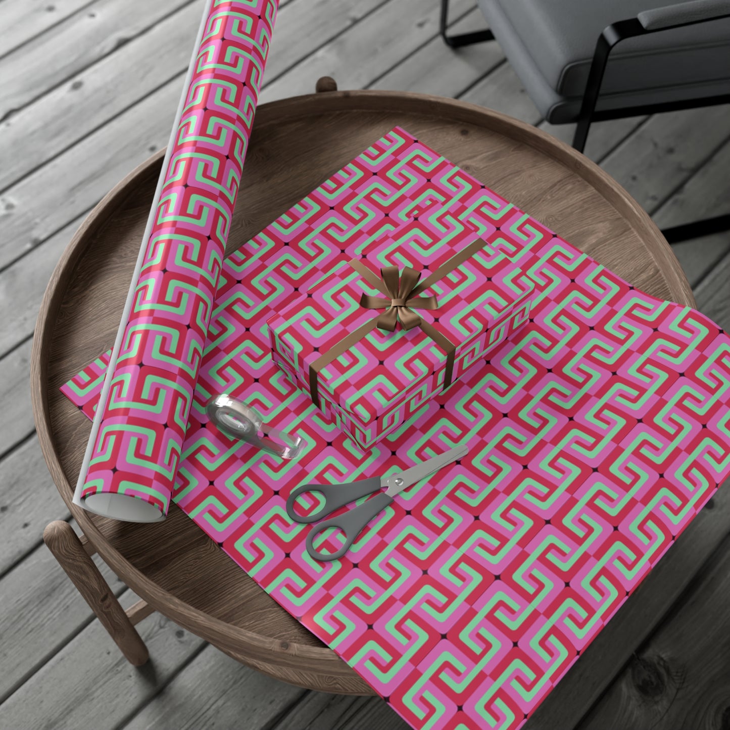 Retro Gift Wrapping Papers