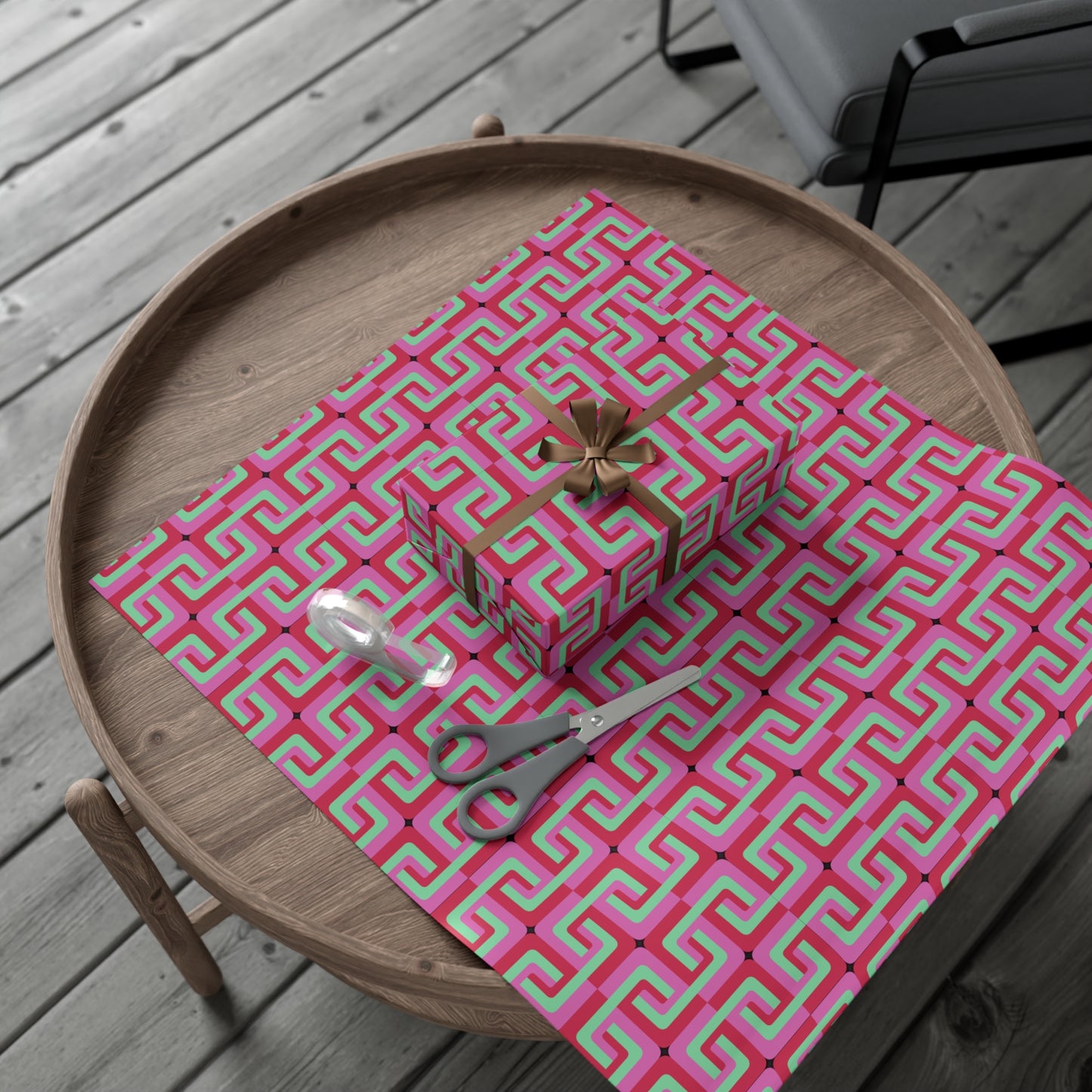 Retro Gift Wrapping Papers
