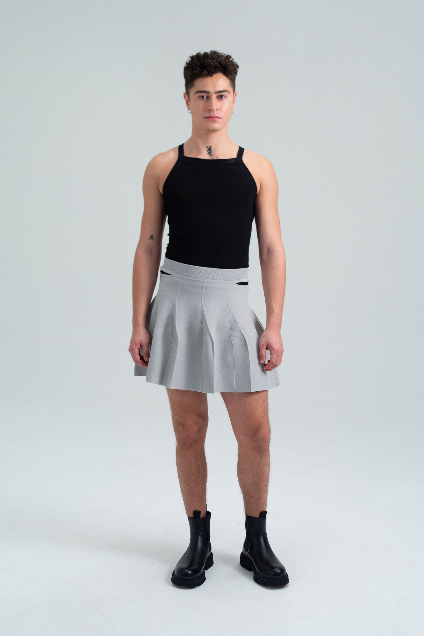 FANG: Knitted Skirt with Slits